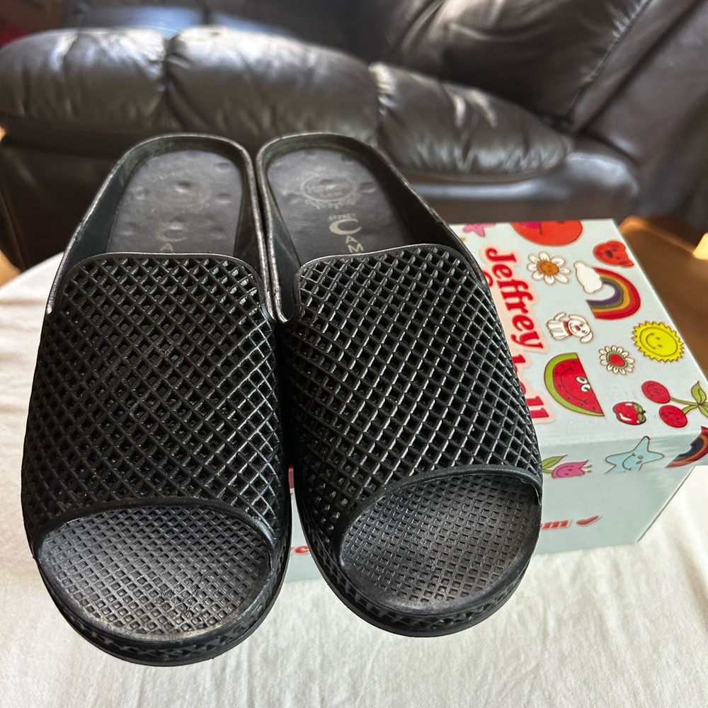 Jeffrey Campbell slide